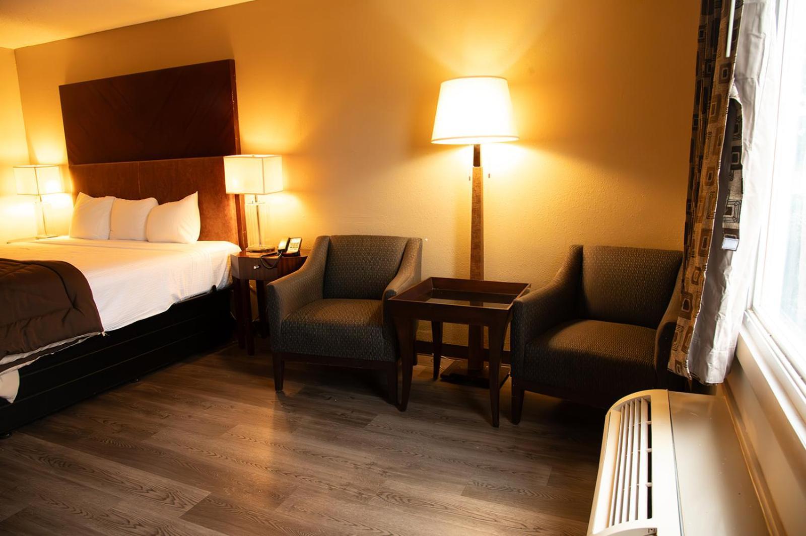 Country Garden & Suites Benton Habitación foto